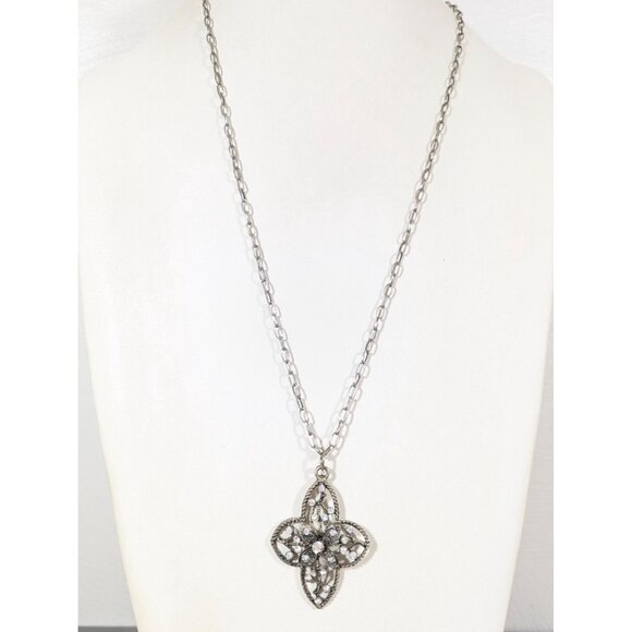 Vintage Silver Tone Open Metal Work Cross Flower Rhinestone Penant Necklace 26" - Picture 2 of 8